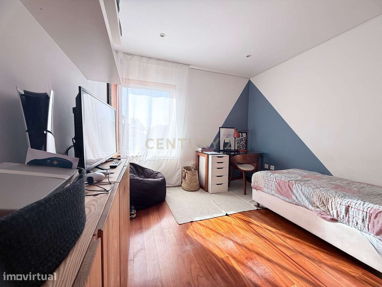 Moradia T3 com suite master, em condomínio de prestígio – Estrada Real-29