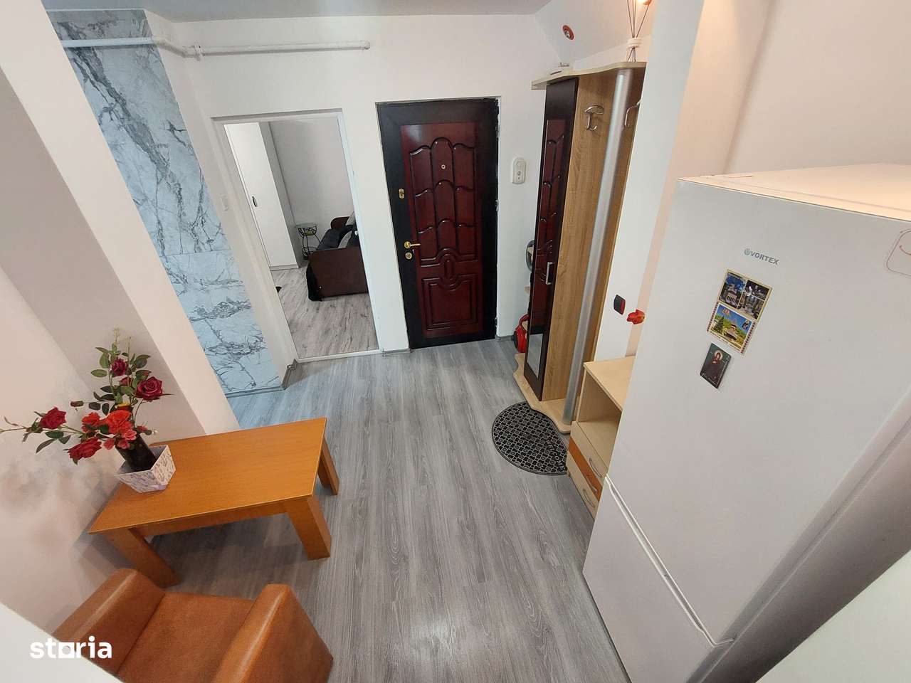 Vindem Apartament 2 camere Super,RENOVAT mobilat si utilat-0