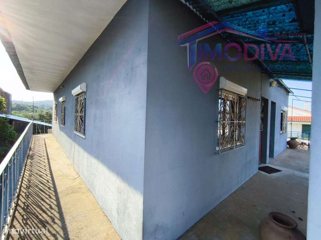 Moradia Isolada T3 com Terreno e Garagem em Bairradas, Figueiró dos...-18