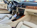 BMW 320 d Auto - 15