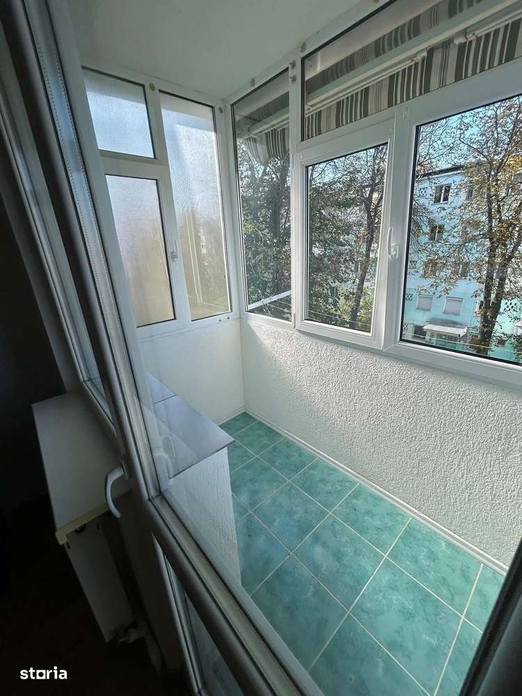De vanzare 2 camere cu balcon, etaj intermediar, 53.500 euro - Imagine principală: 3/7