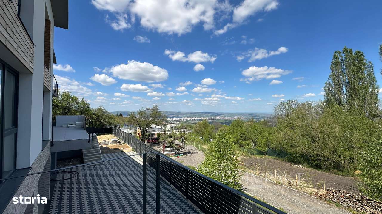 Duplex Premium de vanzare in Feleacu – Priveliste Panoramica - Imagine principală: 5/20