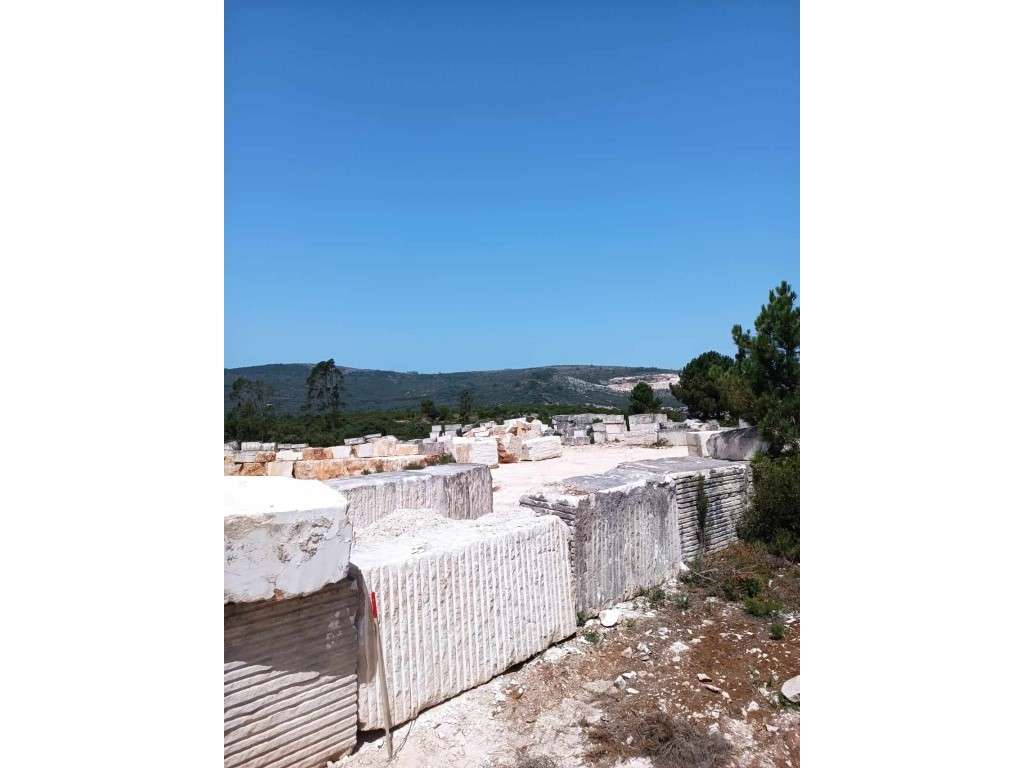 Pedreira Venda Santarém-8