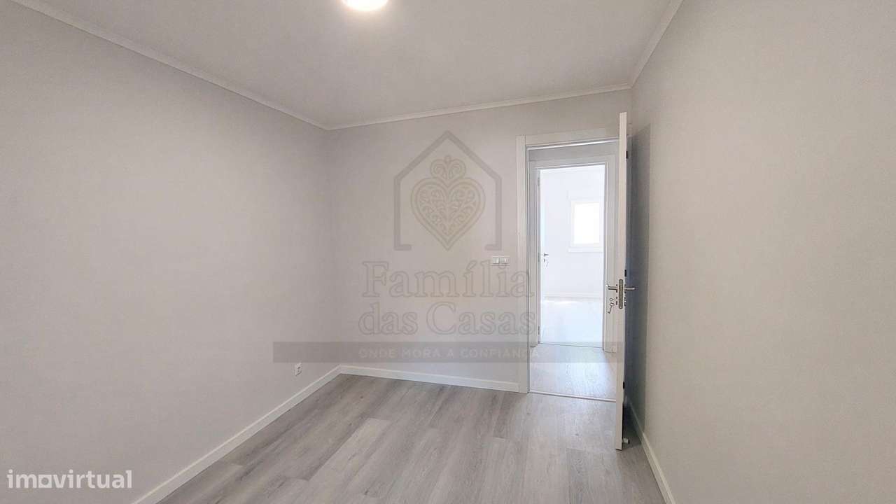 T3 Renovado a 10 Minutos de Lisboa-8