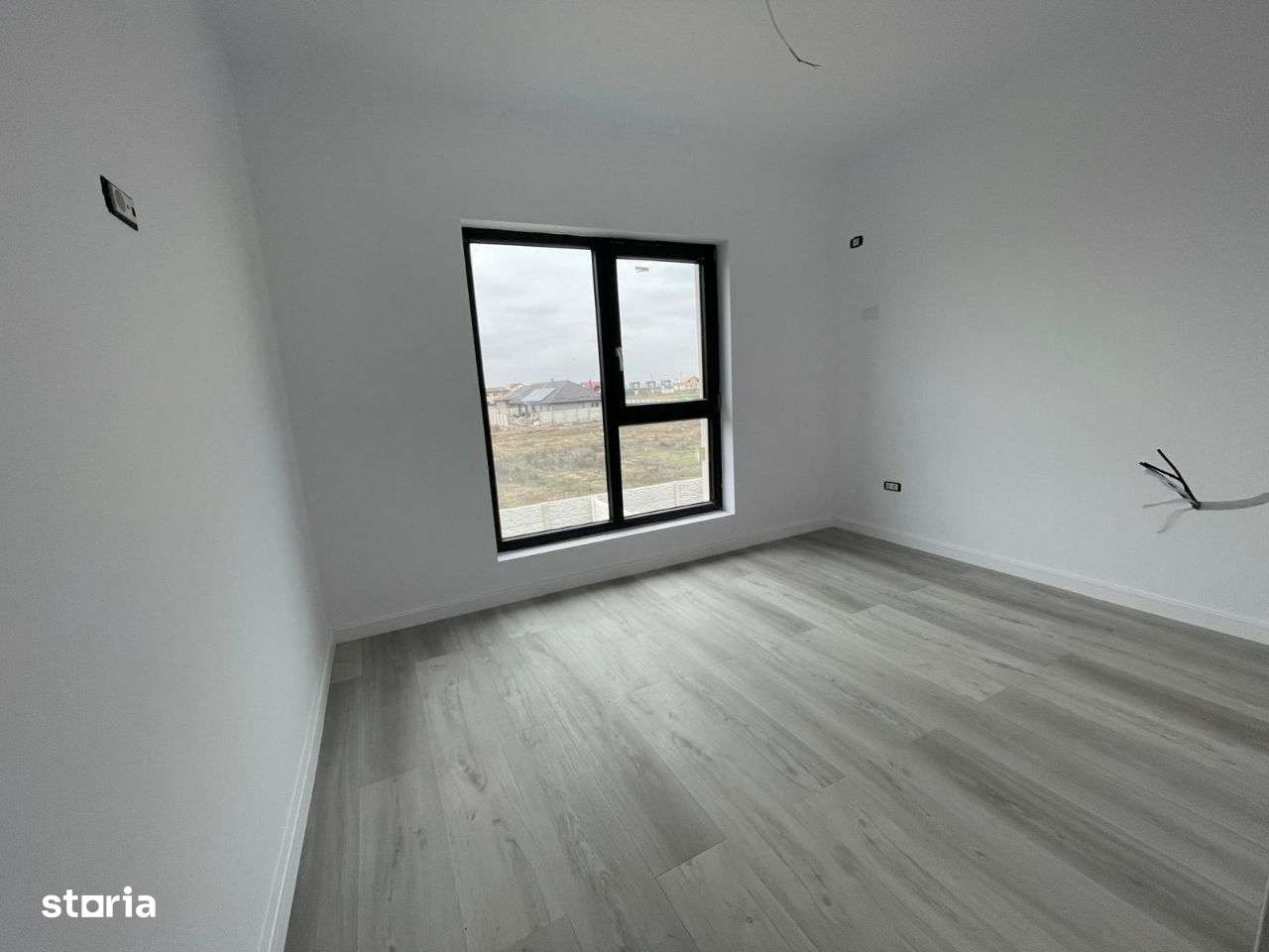 Domnesti P+1 independenta energetic - panouri + pompa la cheie-6