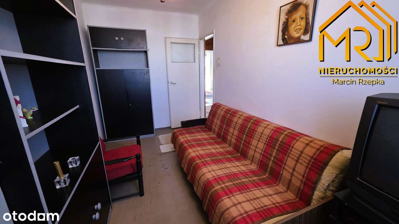 3-pokojowe mieszkanie do remontu przy ul. Klikowskiej-4