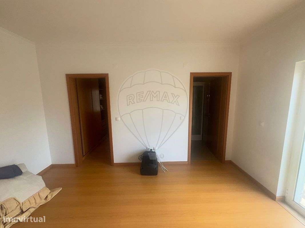 Moradia T4 para venda-22