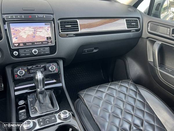 VW Touareg 3.0 TDI V6 Executive Edition - 20