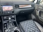 VW Touareg 3.0 TDI V6 Executive Edition - 20