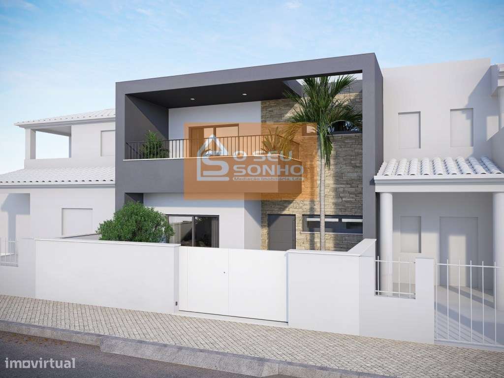 Lote com Projeto Aprovado para Moradia T4 no Centro de São Brás de ... - Grande imagem: 2/13