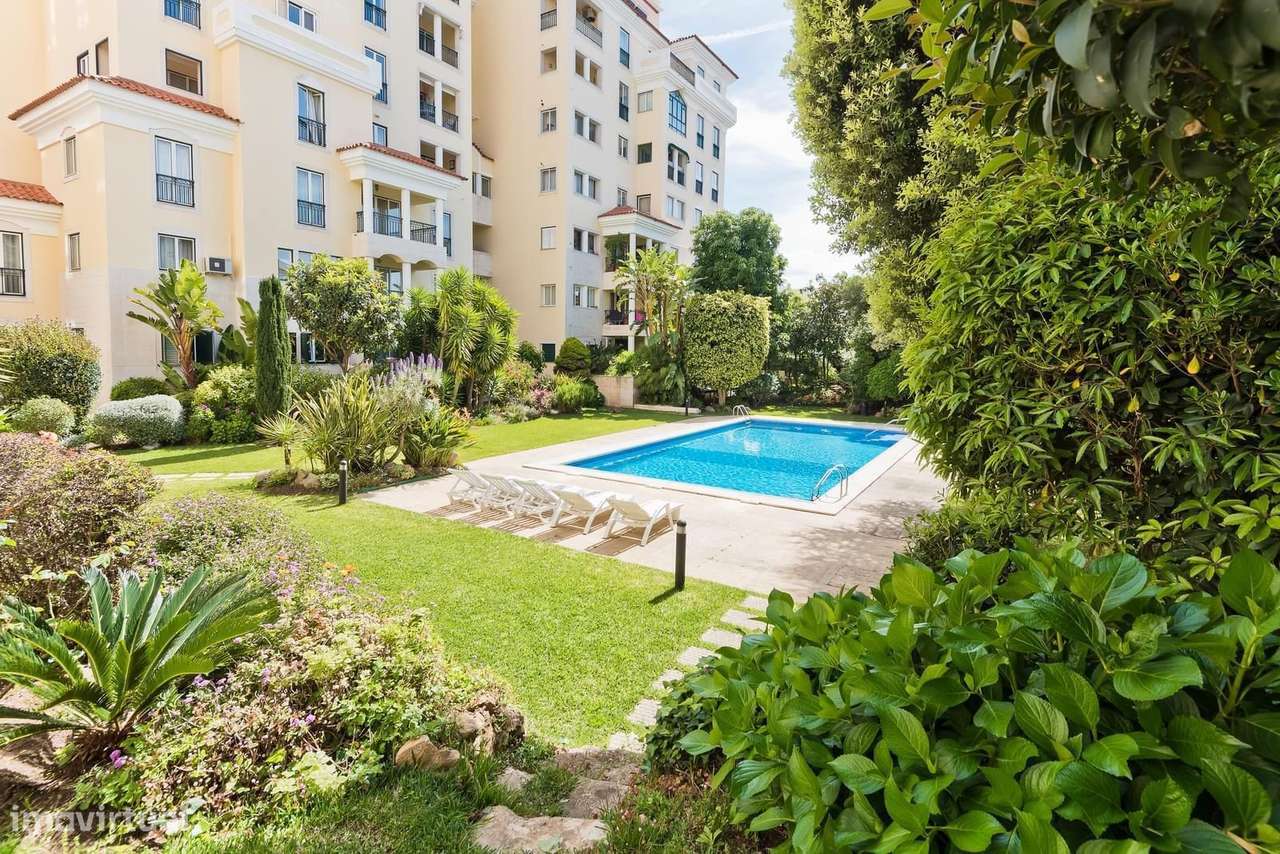 Apartamento T4 com piscina, Monte Estoril, Cascais - Grande imagem: 2/29