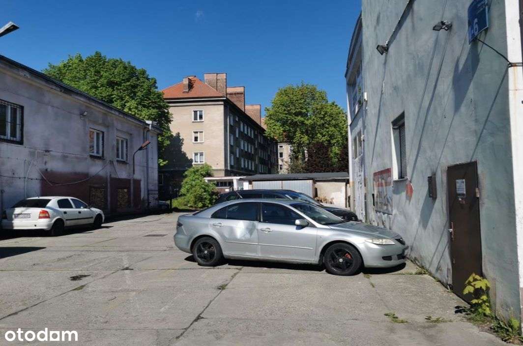 Hala przynoszącą 10850zł, ponad 1100m2-3