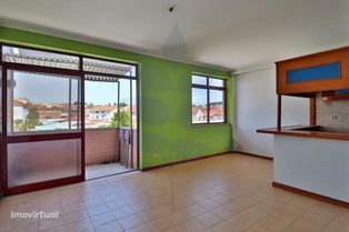 Apartamento T0 na Rua Dom Pedro V