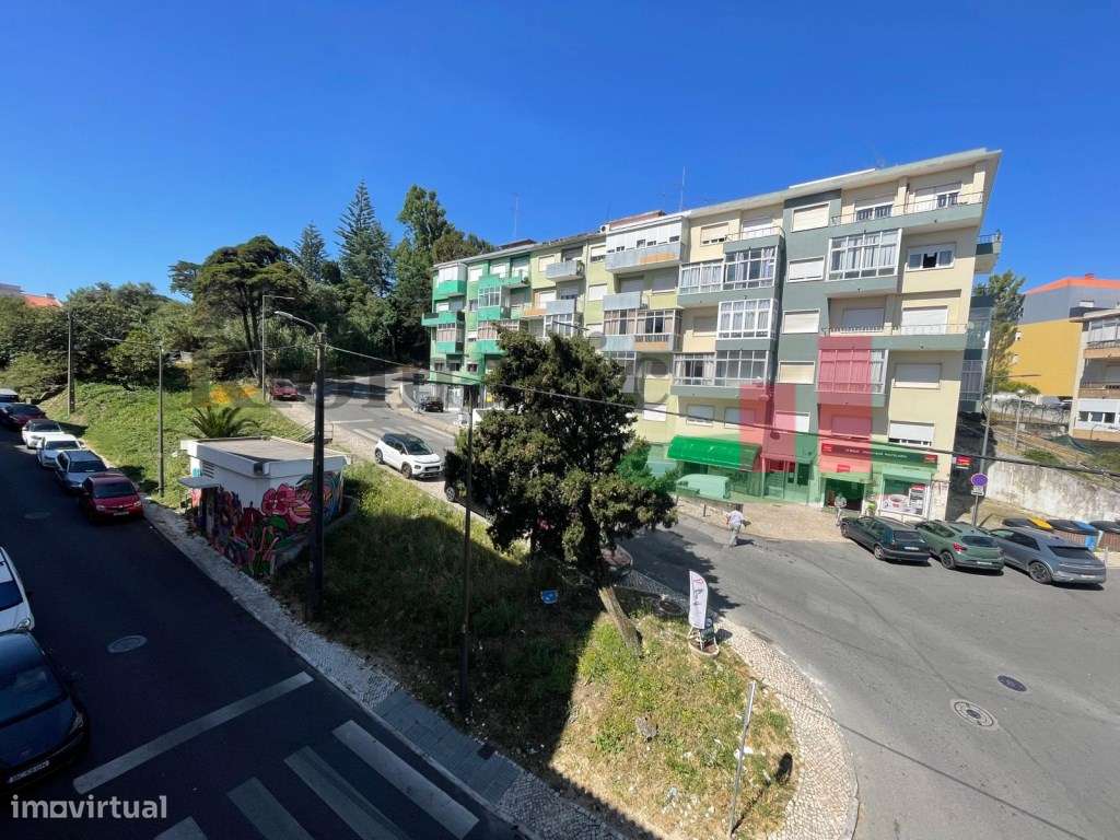 Apartamento T4 - Rio de Mouro-30