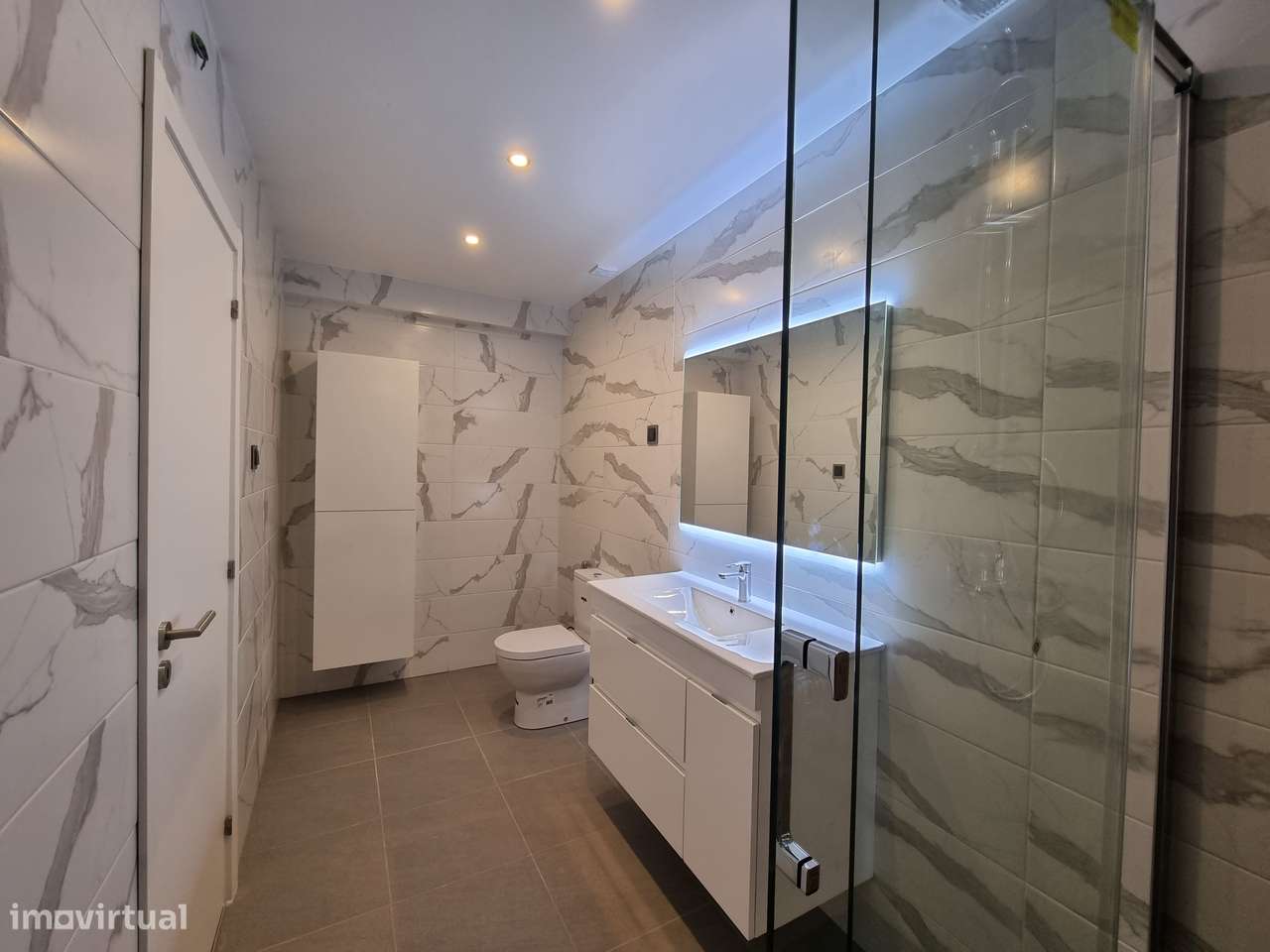 T4/T3 Renovado no Bairro do Liceu-37