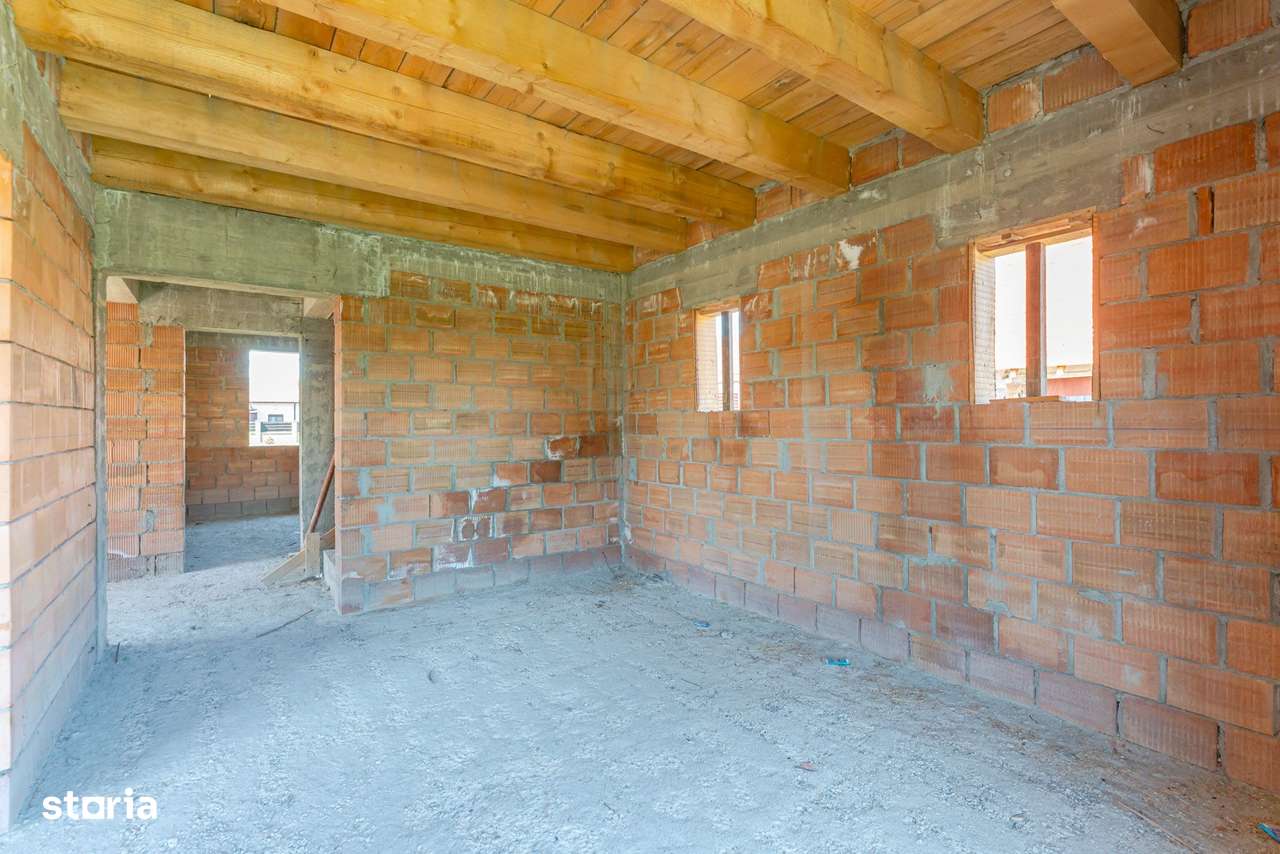 Oportunitate Casă la Roșu în Harman – Ideală pentru Personalizare - Imagine principală: 5/14