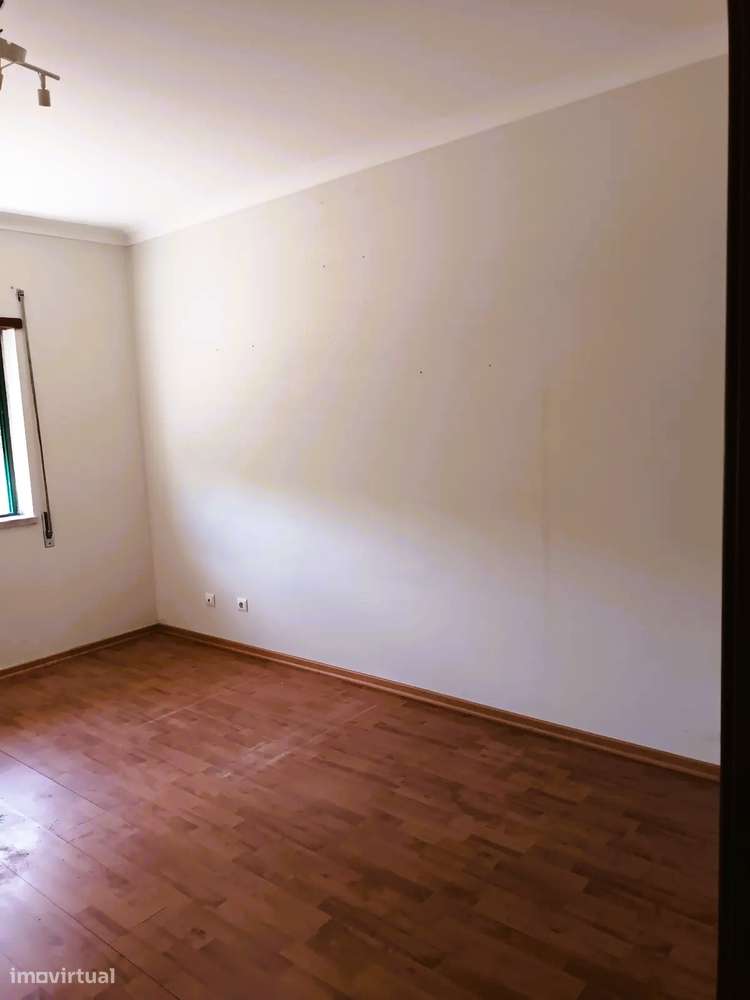 T 3 com parqueamento em Paio Pires , Seixal.-20