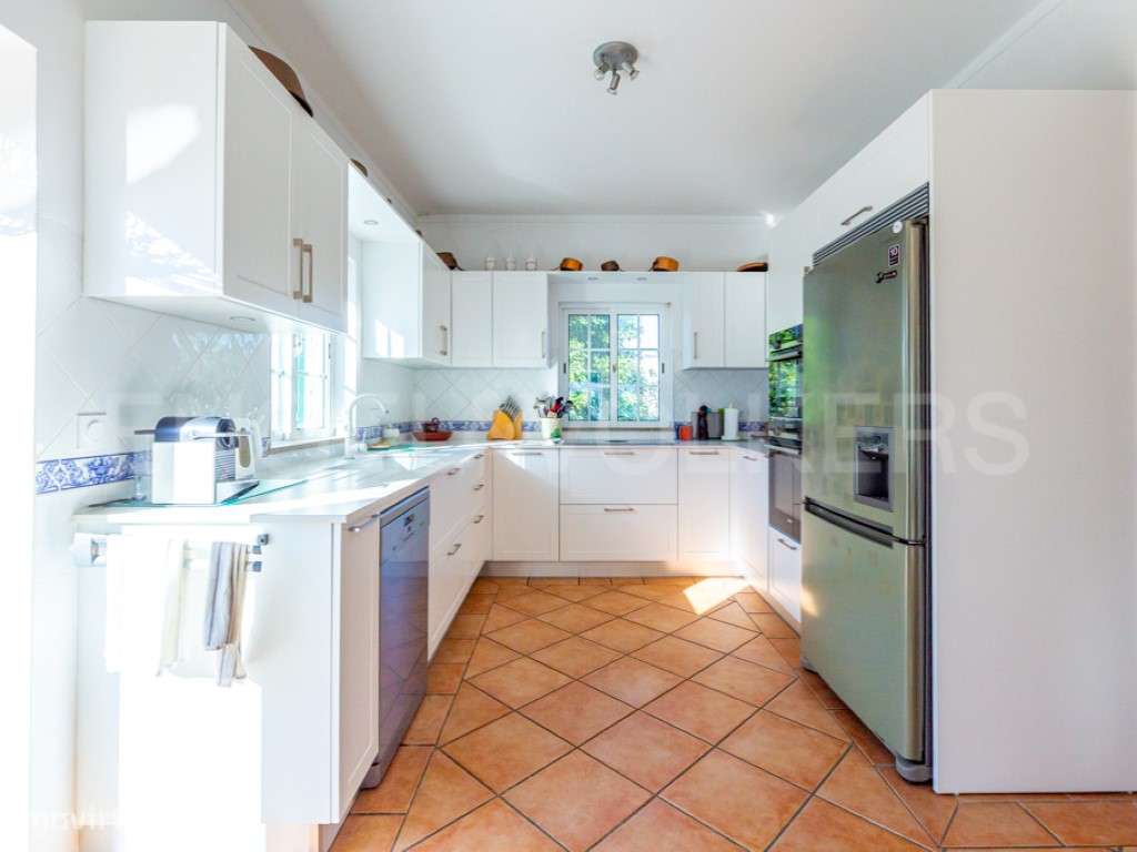 Moradia T3 com Piscina em São Brás de Alportel-13