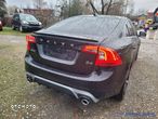 Volvo S60 - 17