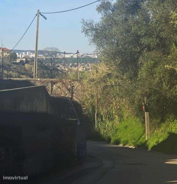 Prédio com 4 Apartamentos T2 para Venda em Porto Brandão - Grande imagem: 4/5