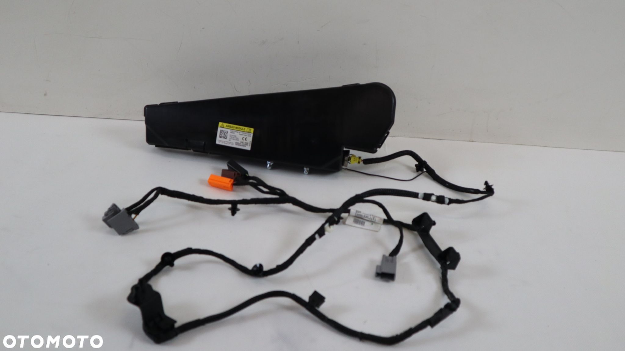 VOLVO V40 II AIRBAG FOTELA PRAWY P31418250 - 1