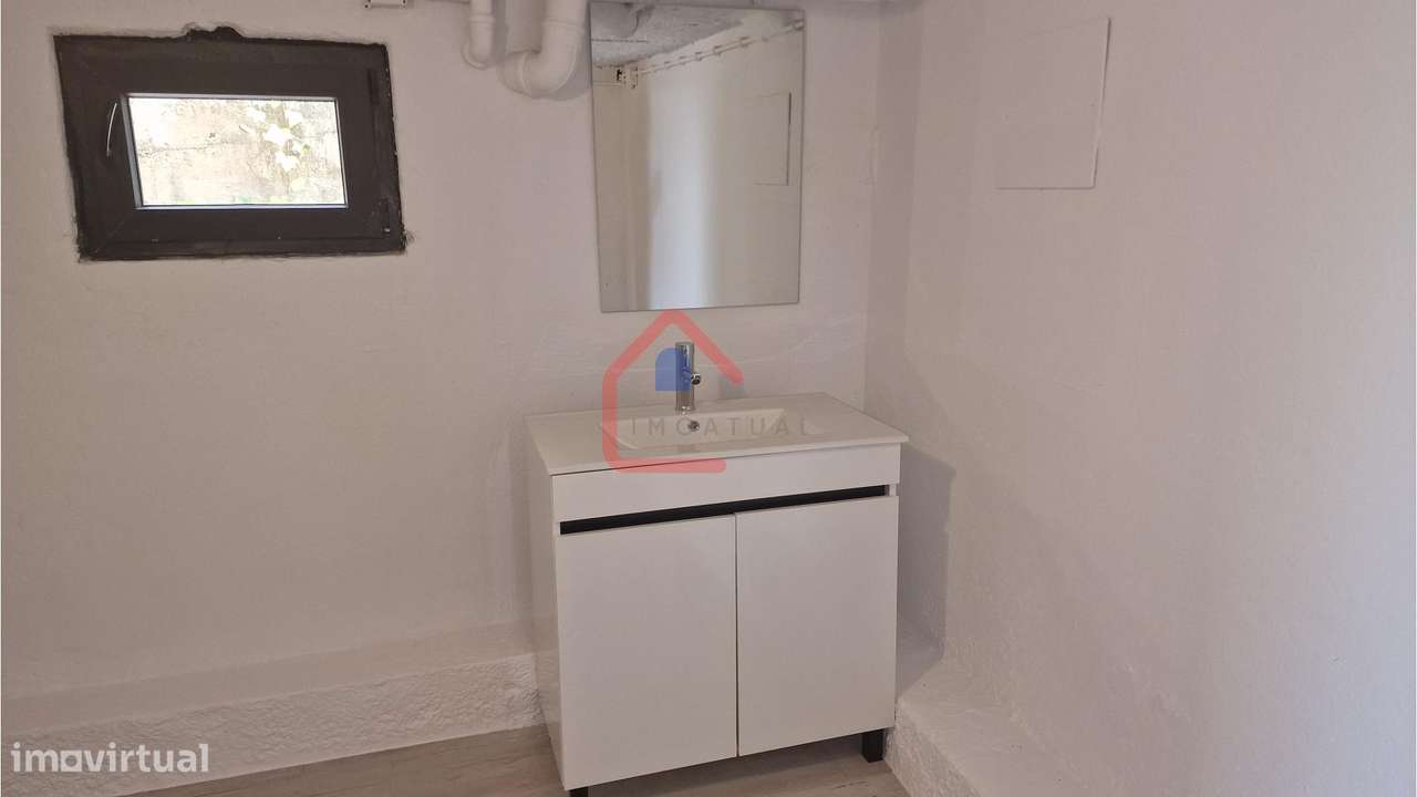 Moradia Isolada T3 em Sesimbra-15