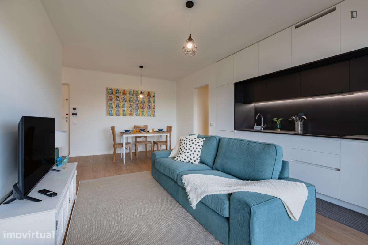 Apartamento com 1 quartos - localizado em Campanhã Porto - Grande imagem: 5/43