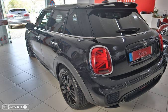 MINI Cooper Premium Plus JCW Auto - 3