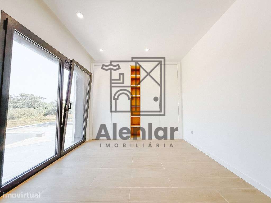 NOVA Moradia V4 a 800 metros da praia NOVA-45