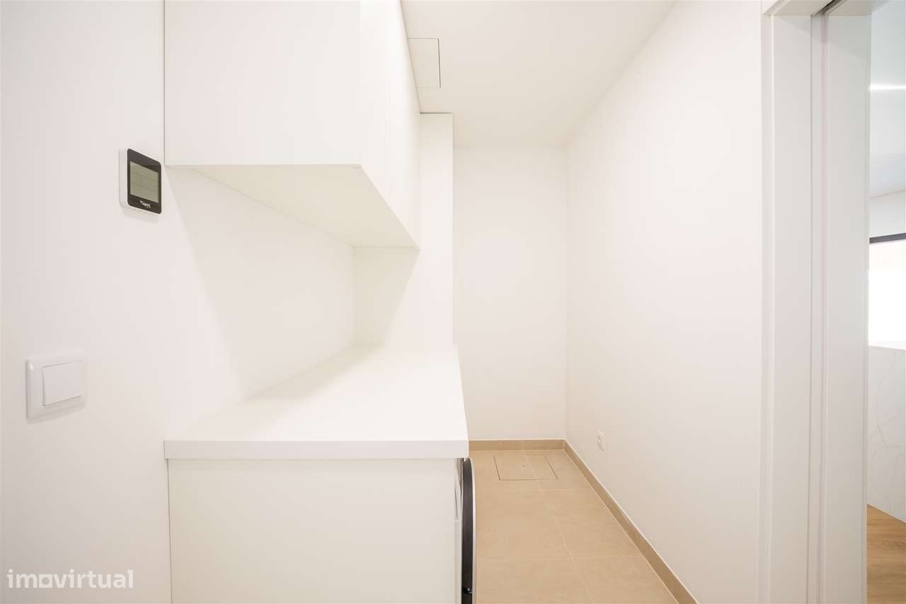 Moradia T4 NOVA em Maceira, Leiria-59