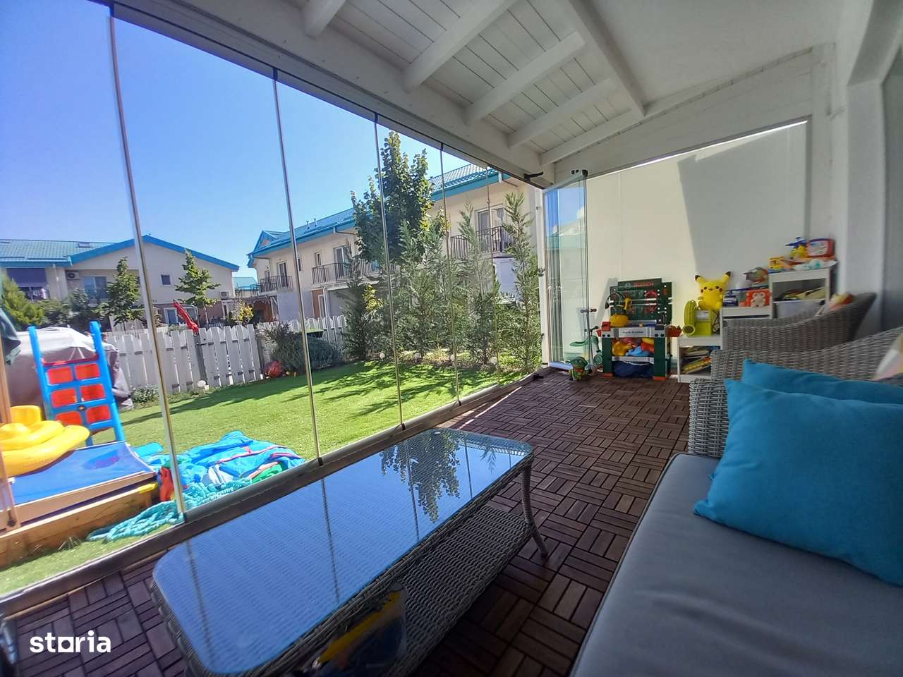 COSMOPOLIS - Vila Tip NC, cu mansarda si pergola-17