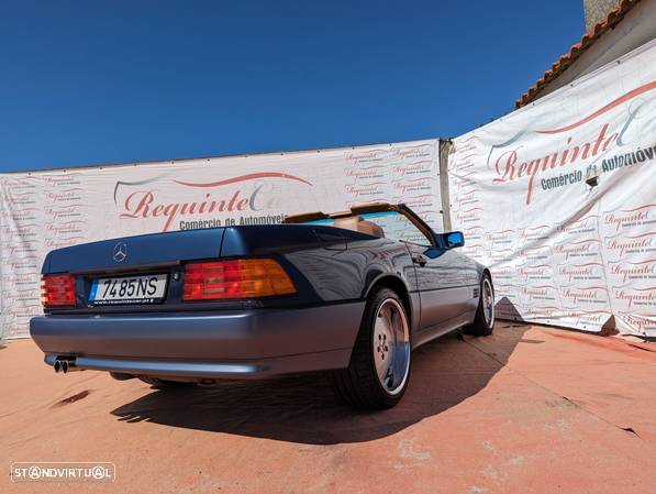 Mercedes-Benz SL 300 Standard - 13