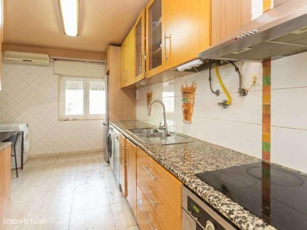 APARTAMENTO T3 DUPLEX INVERTIDO COM GARAGEM FECHADA UMA RARIDADE NO... - Grande imagem: 4/18