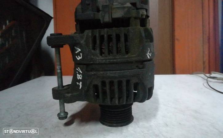 Alternador Audi A3 (8L1) - 4