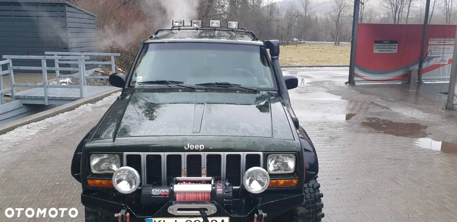 Jeep Cherokee 4.0 Limited - 6