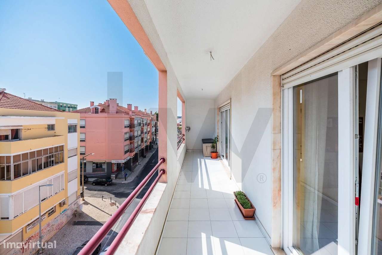 Apartamento T4 totalmente remodelado em Mem Martins, Sintra | Estacion-30