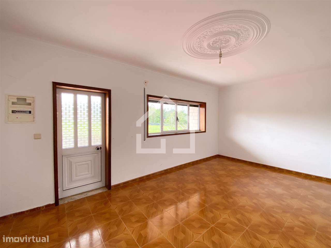 Moradia com 2 Habitações - Souto-14