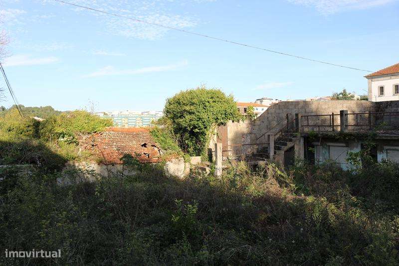 Propriedade c/ 1.800 m2 com  5  artigos urbanos em S. Vicente - Braga-15