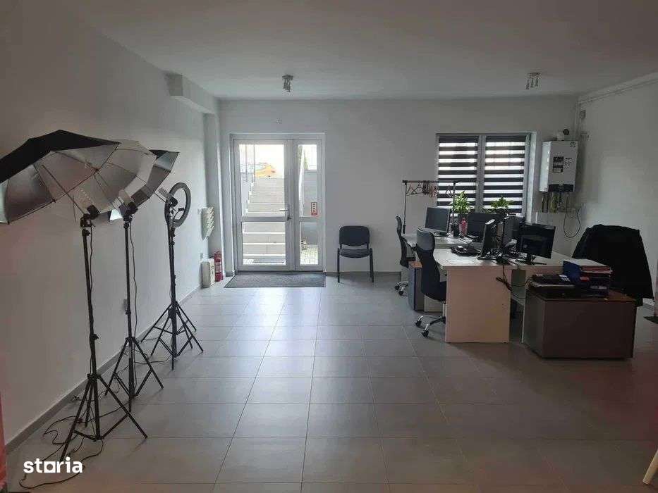 Maurer Residence - Inchiriere spatiu comercial/birou + 2 locuri de par - Imagine principală: 3/6