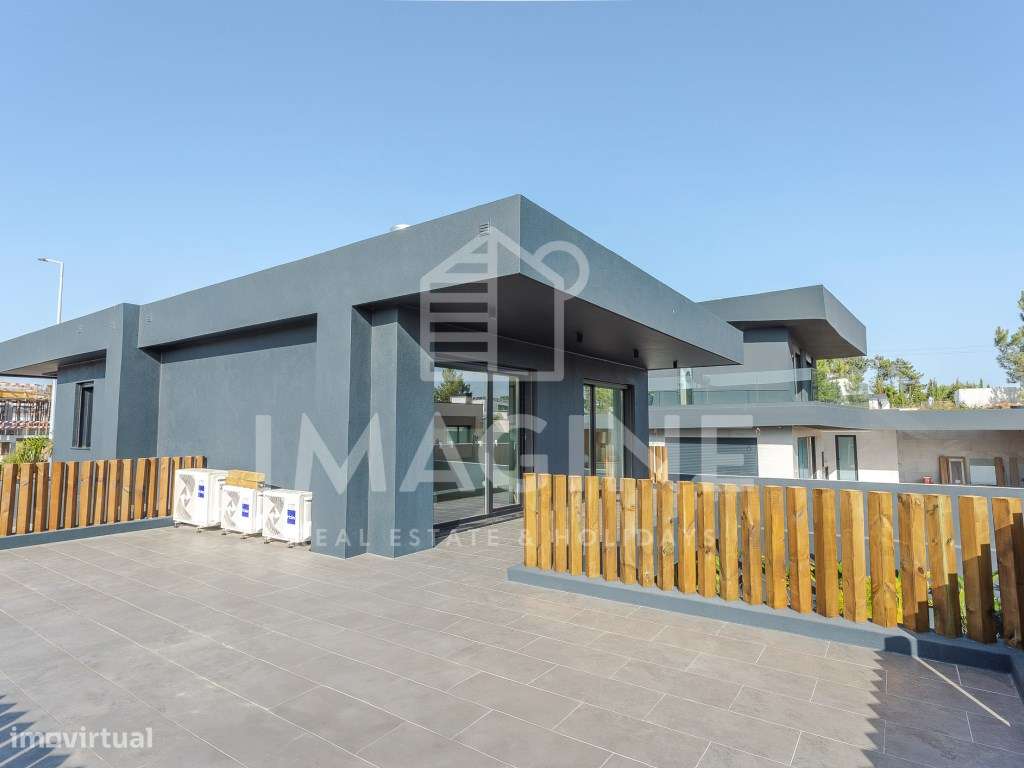 Moradia V2, de Arquitetura Moderna com Piscina e jardim - Urbanizaç...-57