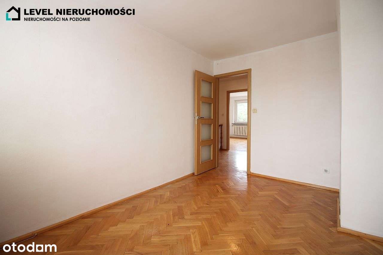 Dom w środku miasta-14