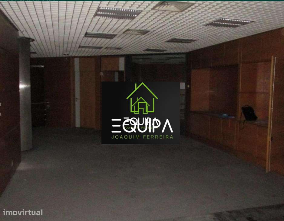 Loja p/comércio e serviços no centro de Paços de Ferreira - Grande imagem: 2/15