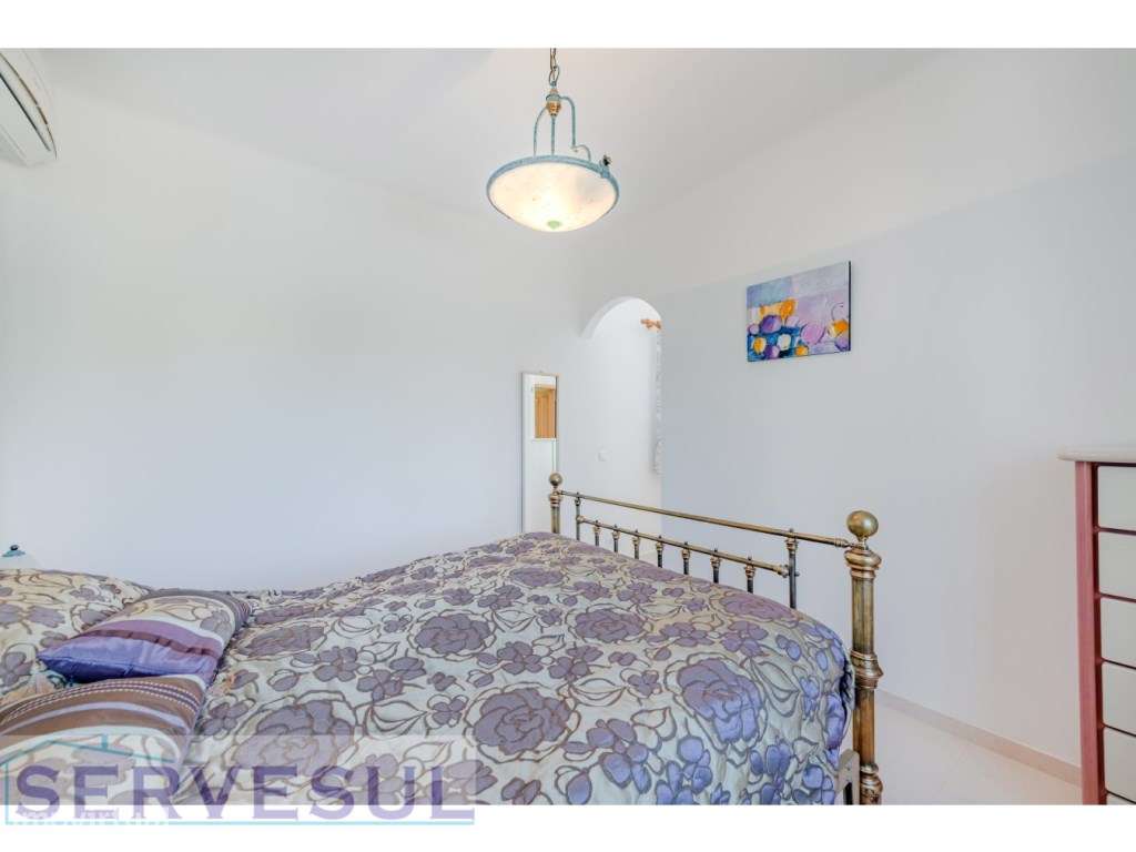 Moradia Deslumbrante de 2 andares com 274 m², composta por 4 quarto...-41