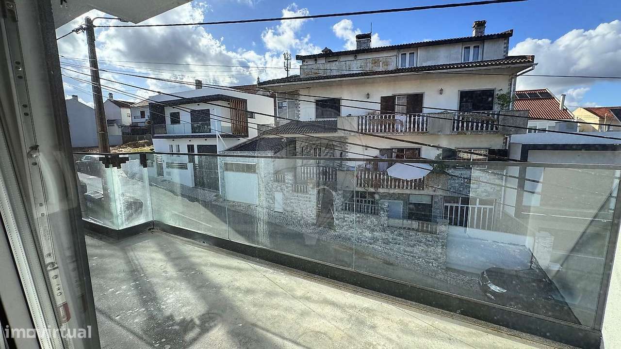 Moradia T4 para venda-25