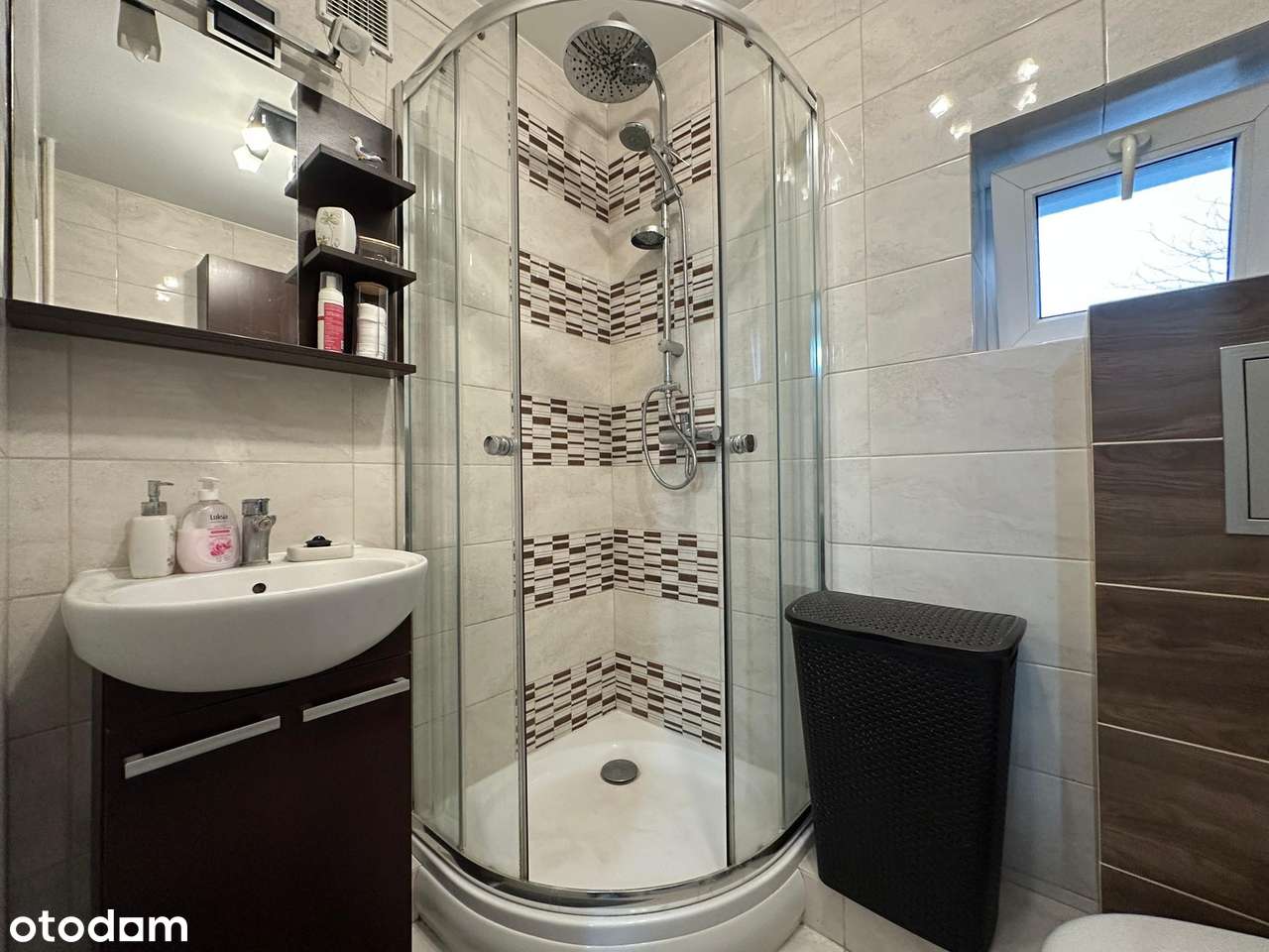 Mieszkanie 4 pokojowe z miejscem postojowym-12