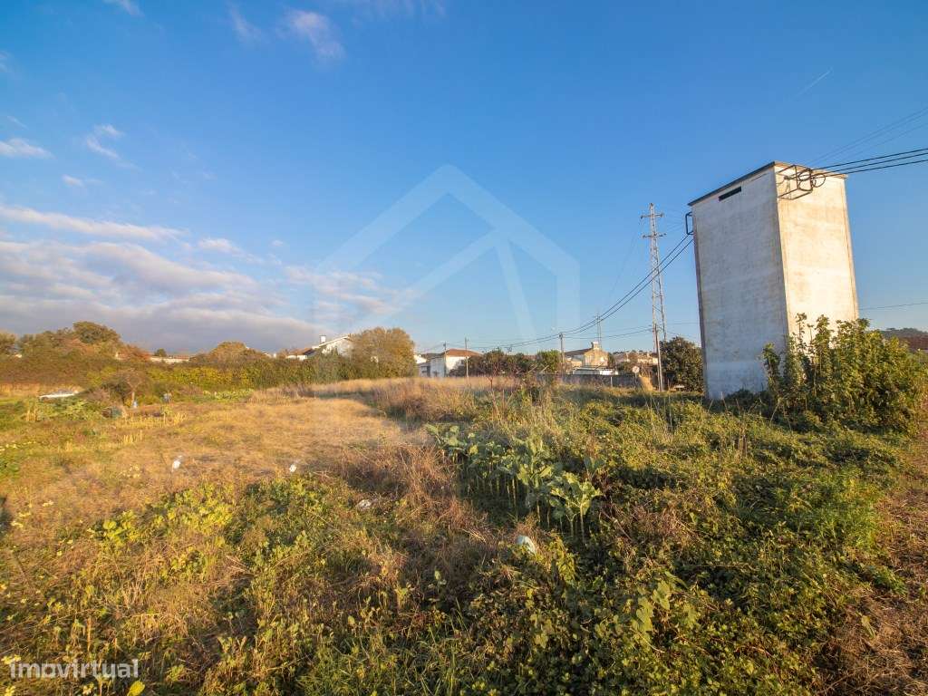 Terreno Rústico - Urbanizável - Grande imagem: 2/9