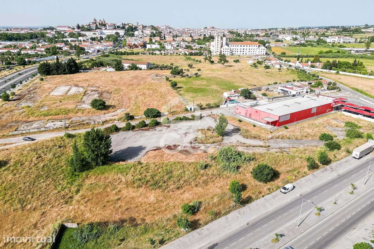 Terreno para Loteamento com 9.722 m² | Junto ao Auchan (antigo MiniPre - Grande imagem: 2/45