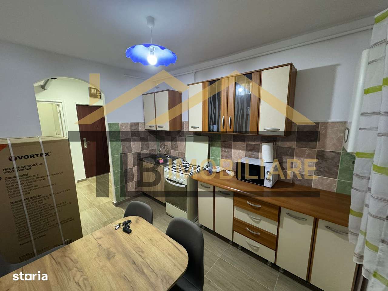 Apartament de 2 camere, 60 mp, decomandat, Zona 7 Noiembrie - Imagine principală: 5/13