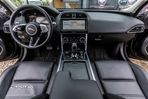 Jaguar XE P250 RWD R-Dynamic S - 15