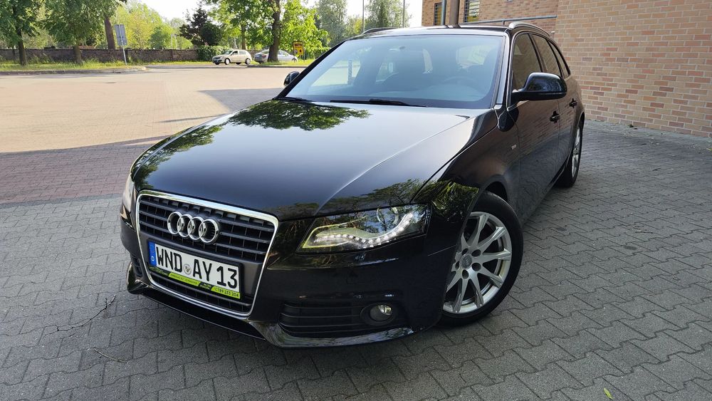Audi A4 B8 (2007-2015) 2.0 TDI DPF S line Sportpaket (plus) 2009